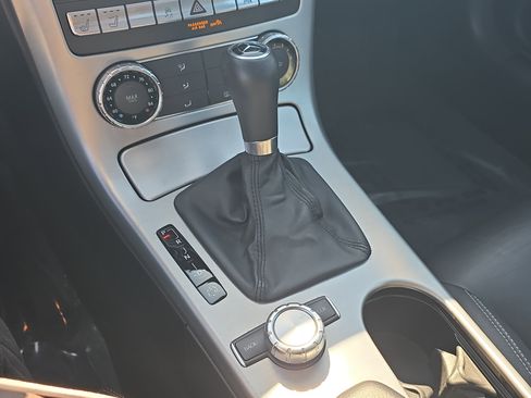 Used 2012 Mercedes-Benz SLK 350 SLK 350 image 21