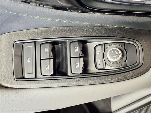 Certified 2025 Subaru Outback Onyx Edition image 15