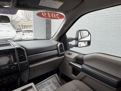 Used 2019 Ford F250 XLT w/ XLT Value Package image 27