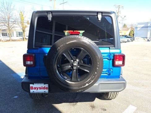 Used 2022 Jeep Wrangler Unlimited Sport image 24