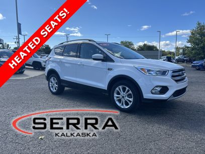 Used 2018 Ford Escape SE w/ SE Sync 3 Package