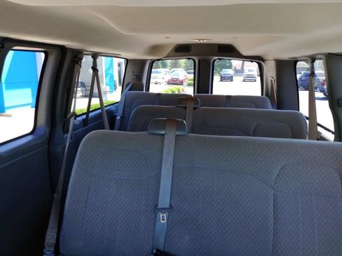 Used 2017 Chevrolet Express 2500 LS RWD image 21