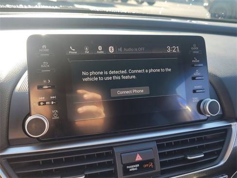 Used 2018 Honda Accord Sport image 18