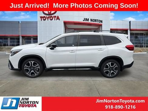 Used 2024 Subaru Ascent Limited AWD/4WD image 5