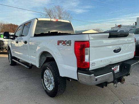 Used 2019 Ford F250 XLT w/ FX4 Off-Road Package image 8