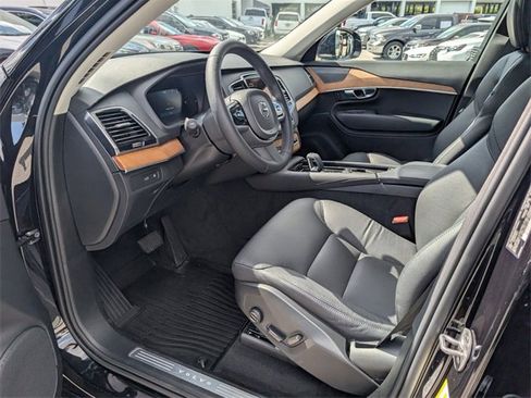 Used 2025 Volvo XC90 T8 Plus w/ Protection Package Premier image 11
