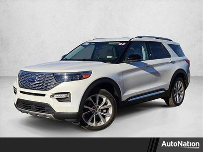 Used 2023 Ford Explorer Platinum w/ Technology Package