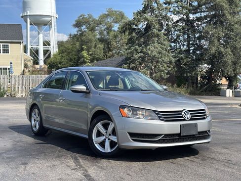 Used 2012 Volkswagen Passat 2.5 SE FWD image 11