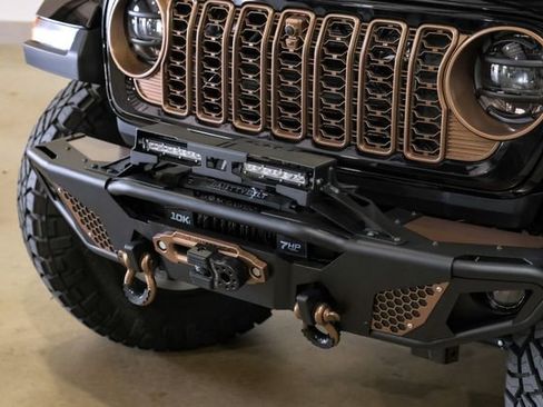 Used 2024 Jeep Wrangler Unlimited Rubicon 392 image 25