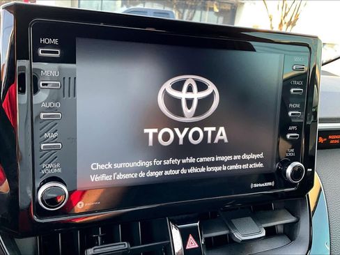 Used 2021 Toyota Corolla LE image 32