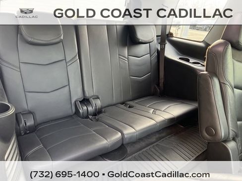 Used 2020 Cadillac Escalade Luxury w/ LPO, Radiant Package image 12