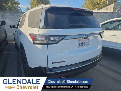 Used 2019 Chevrolet Traverse Premier w/ Redline Edition FWD image 3