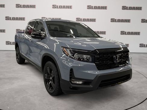 New 2026 Honda Ridgeline Black Edition image 7