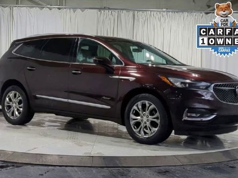 Used 2021 Buick Enclave Avenir w/ Avenir Technology Package image 2