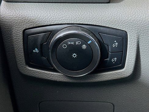 Used 2022 Ford F250 XLT image 10