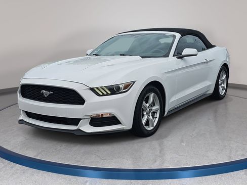 Used 2017 Ford Mustang Convertible RWD image 1