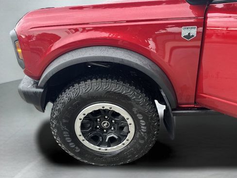 Used 2021 Ford Bronco Big Bend w/ Sasquatch Package AWD/4WD image 26
