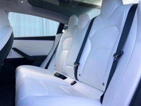 Used 2025 Tesla Model 3 Long Range RWD image 21