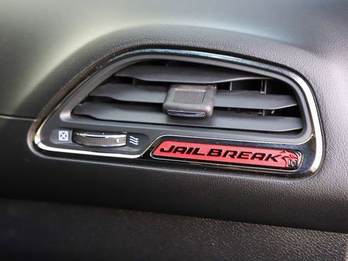 Used 2023 Dodge Challenger SRT Hellcat RWD image 31