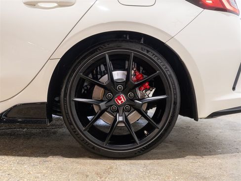 Used 2023 Honda Civic Type R image 10
