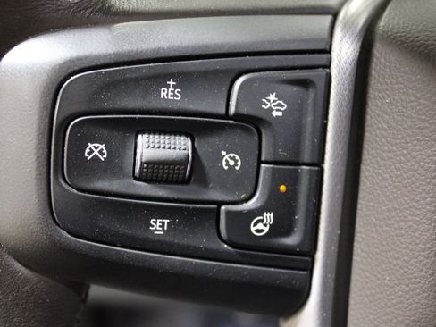 Used 2022 GMC Yukon XL Denali image 34