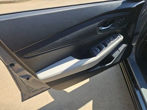 Used 2025 Honda Accord EX-L image 13