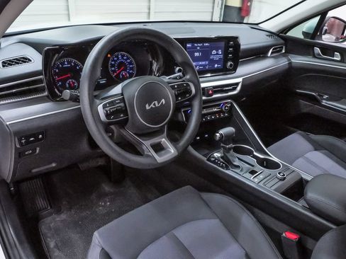Used 2023 Kia K5 LXS FWD image 2