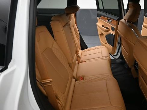 Used 2022 Jeep Grand Cherokee Summit AWD/4WD image 22