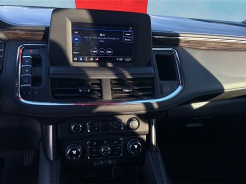 Used 2023 Chevrolet Suburban LS w/ Driver Alert Package image 10