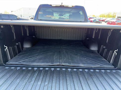 Used 2023 Toyota Tundra Limited w/ TRD Off-Road Package AWD/4WD image 33
