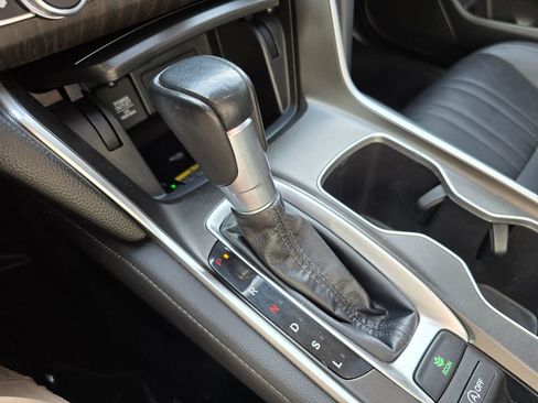 Used 2022 Honda Accord EX-L image 36