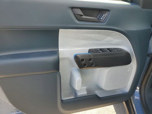 New 2026 Ford Maverick XLT w/ XLT Luxury Package image 12