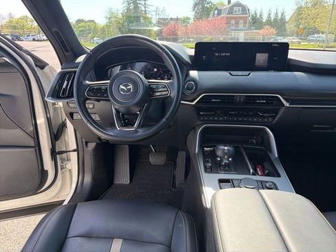 Used 2025 MAZDA CX-70 Plug-In Hybrid w/ Premium Plus AWD/4WD image 17
