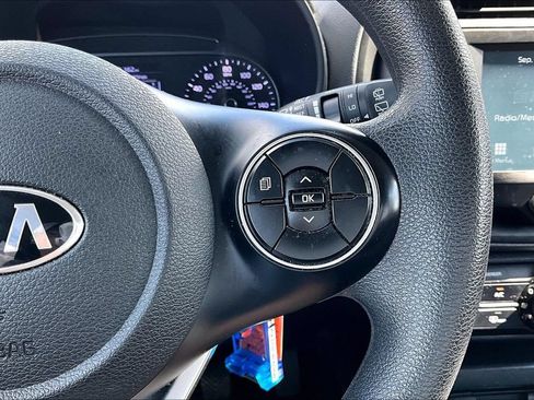 Used 2021 Kia Soul LX FWD image 19