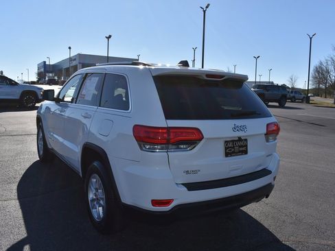 Used 2015 Jeep Grand Cherokee Laredo w/ Quick Order Package 23E image 4