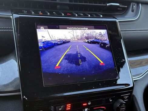 Used 2023 Jeep Grand Cherokee L Laredo w/ Luxury Tech Group I image 31