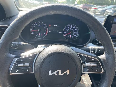 Used 2024 Kia Forte LXS FWD image 25