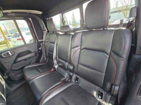 Used 2020 Jeep Gladiator Rubicon image 21