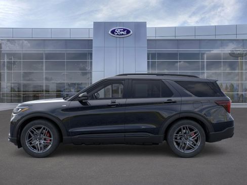 New 2026 Ford Explorer ST-Line w/ ST-Line Street Pack image 4