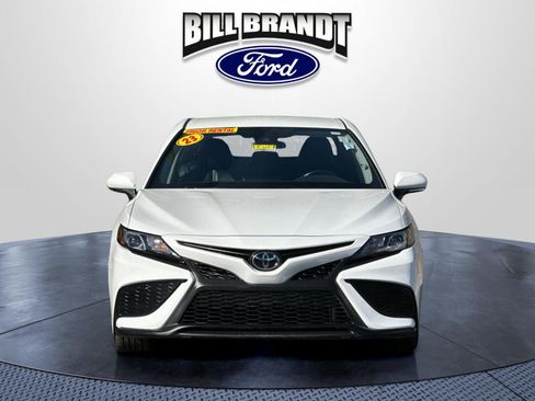 Used 2023 Toyota Camry SE FWD image 5