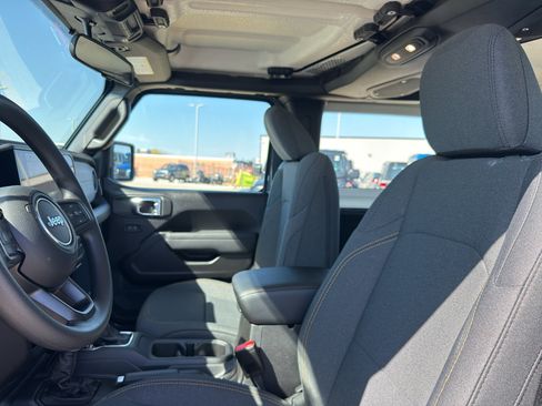 New 2026 Jeep Wrangler Sport AWD/4WD image 25