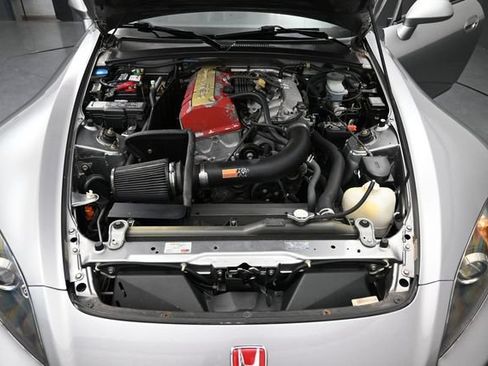 Used 2005 Honda S2000 image 17