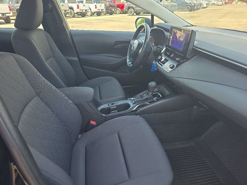 Used 2024 Toyota Corolla LE FWD image 8