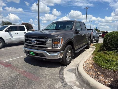 Used 2021 Ford F150 Lariat AWD/4WD image 2