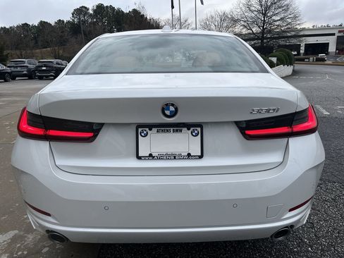 Certified 2025 BMW 330i Sedan image 12