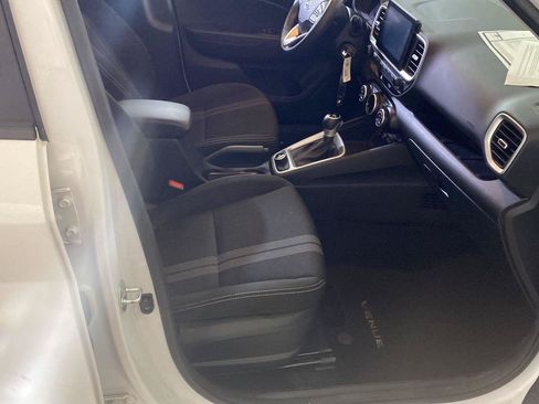 Used 2023 Hyundai Venue SEL w/ Cargo Package FWD image 28