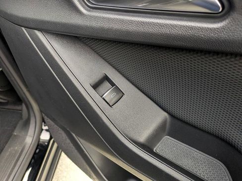 Certified 2025 Chevrolet Equinox RS image 31