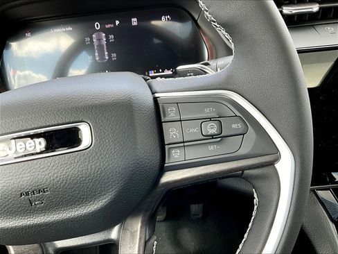New 2026 Jeep Grand Cherokee Altitude AWD/4WD image 23