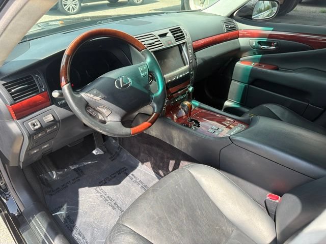 Used 2007 Lexus LS 460 L RWD image 9