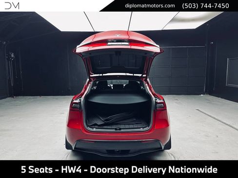 Used 2023 Tesla Model Y Long Range AWD/4WD image 41